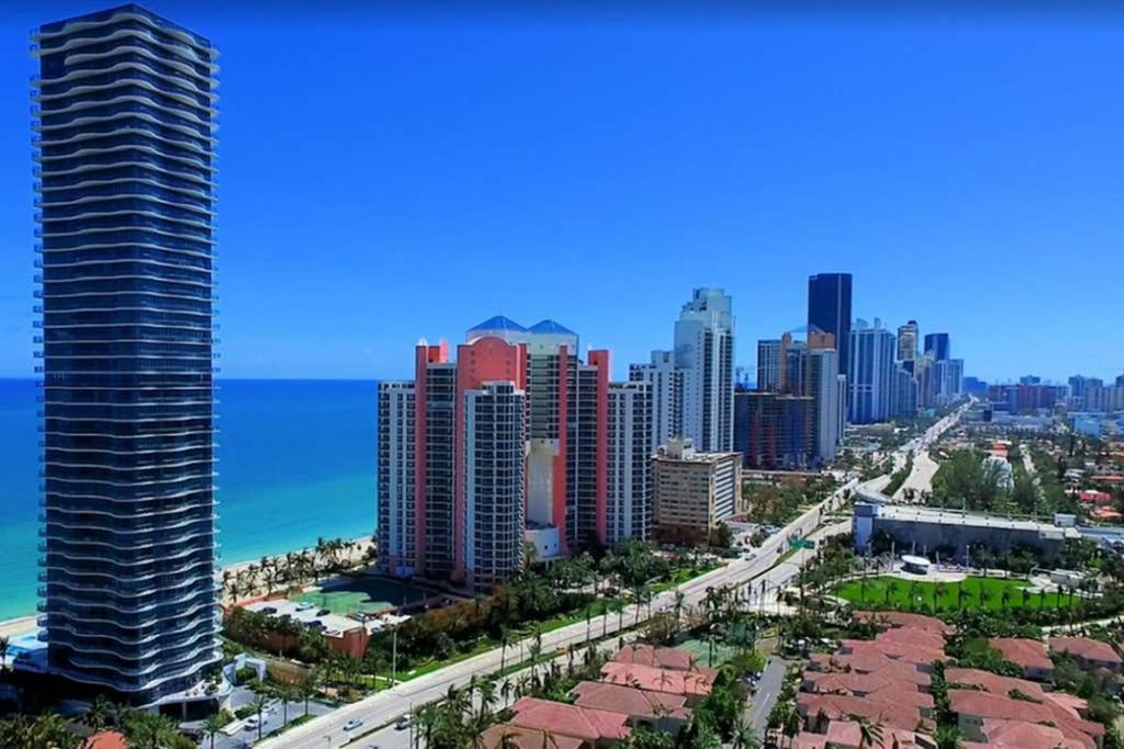 Beautiful Apartment Steps Away From The Beach Miami Beach Extérieur photo