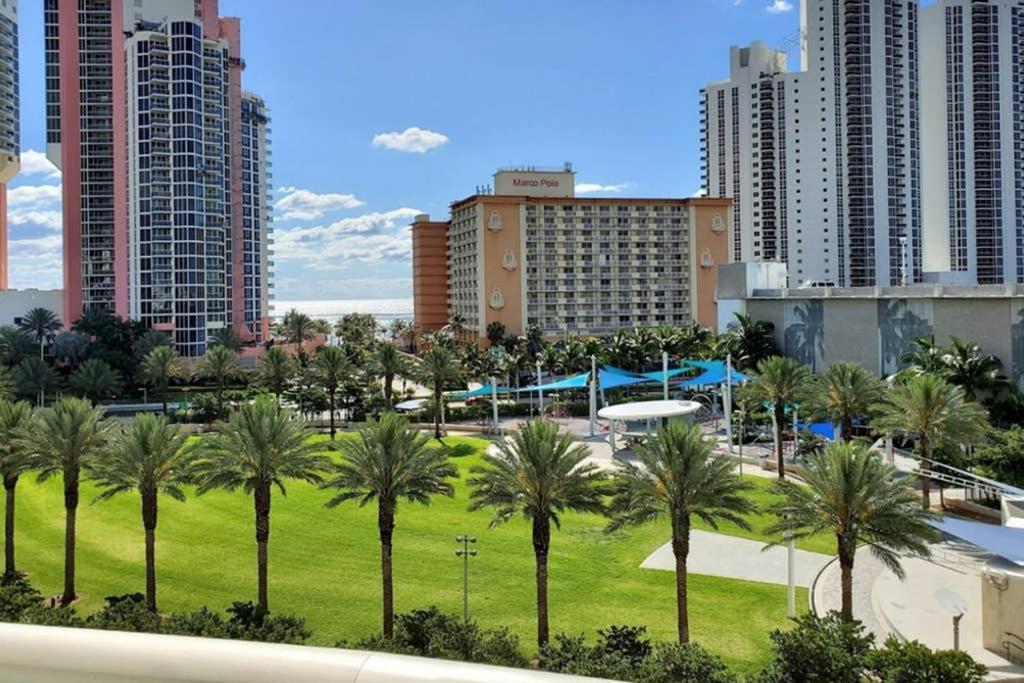 Beautiful Apartment Steps Away From The Beach Miami Beach Extérieur photo