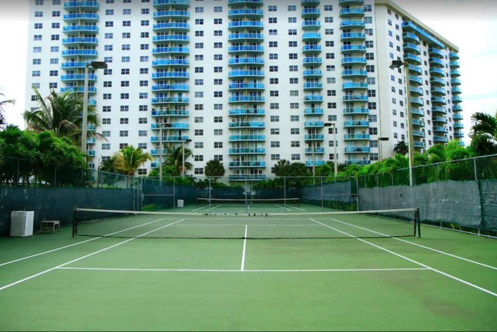 Beautiful Apartment Steps Away From The Beach Miami Beach Extérieur photo