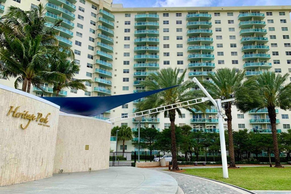 Beautiful Apartment Steps Away From The Beach Miami Beach Extérieur photo